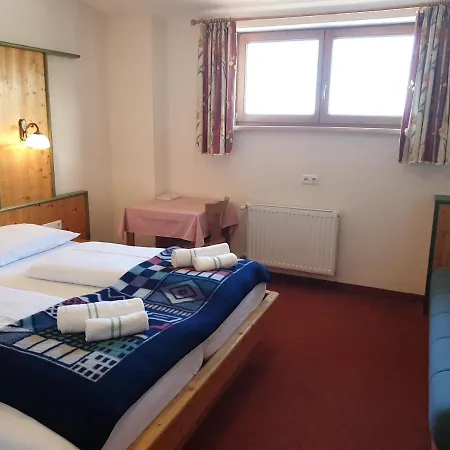 מלון Tuerlwand 3*