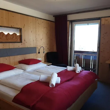 Tuerlwand Hotel 3*