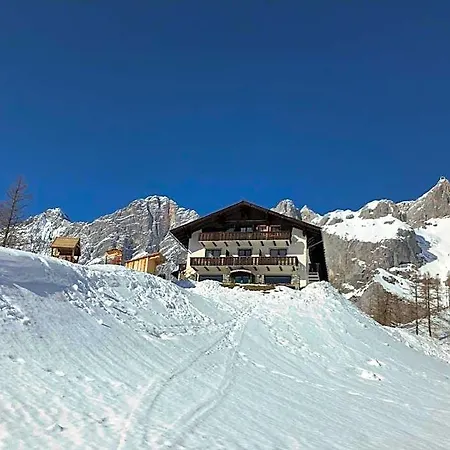 Tuerlwand 3* رامساو أم داتشستين