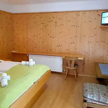 Tuerlwand فندق رامساو أم داتشستين
