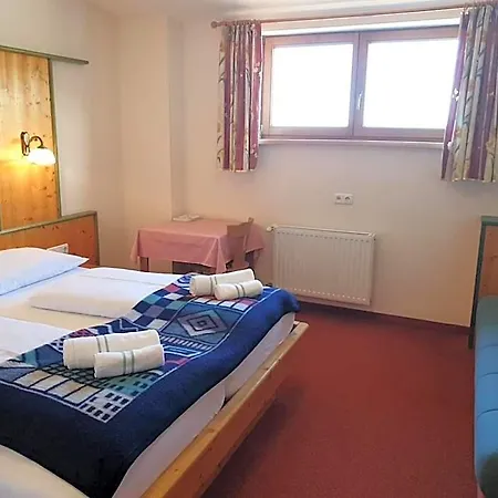 Tuerlwand 3* رامساو أم داتشستين